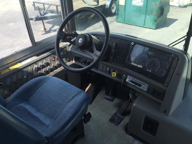 2003 THOMAS RE - USED BUS FOR SALE - STOCK NO. TH03-106725